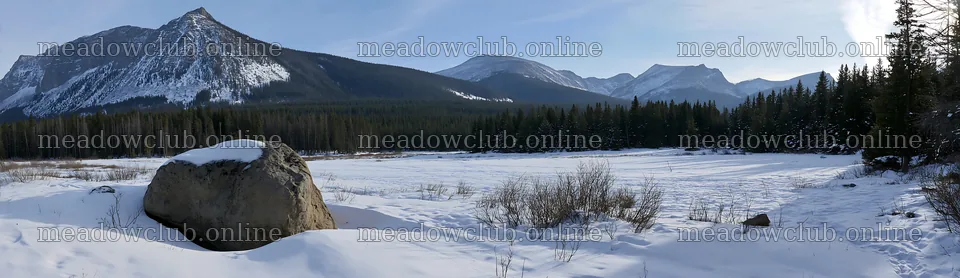 Snowy Rocky Mountain Park meadow with mountains in the background – meadow photos 14762x4268