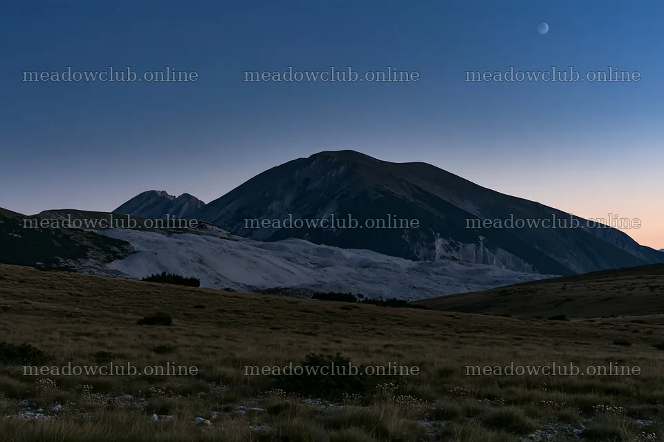 Moonrise over a meadow with mountains in the background – meadow photos 9722x6480